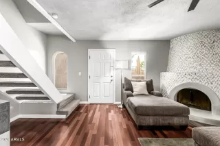 Photo #2: 6997838 Listing 