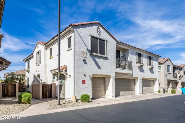 MLS: 6997889 Condo For Sale