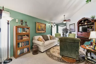 Photo #4: 6997940 Listing 