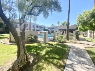 Photo #6: 6998019 Listing 