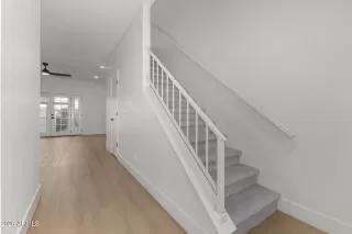 Photo #5: 6998132 Listing