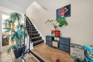 Photo #4: 6998182 Listing