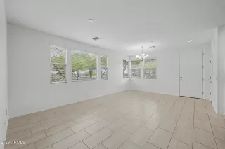 Photo #5: 6998224 Listing