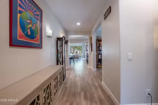 Photo #1: 6998280 Listing