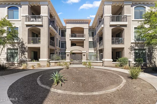 MLS: 6998319 Condo For Sale