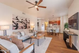 Photo #2: 6998395 Listing 