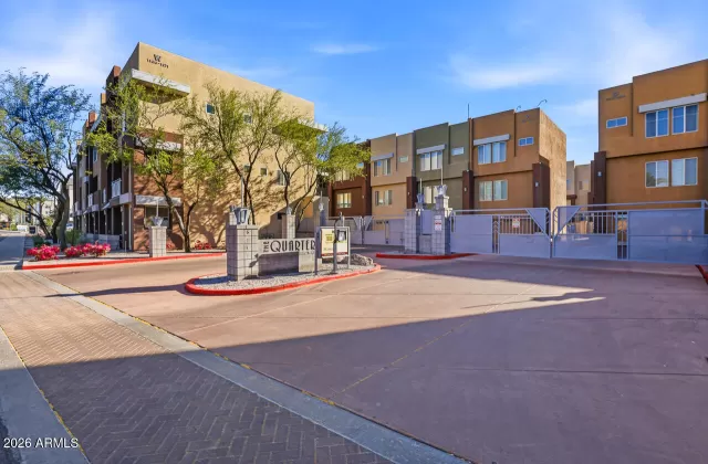 MLS: 6998401 Condo For Sale