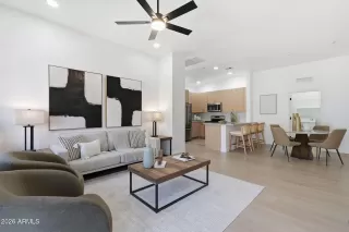 Photo #4: 6998418 Listing 