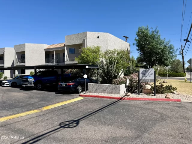 MLS: 6998437 Condo For Sale