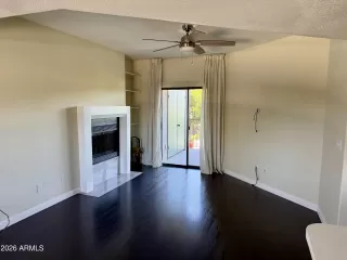 Photo #5: 6998437 Listing 