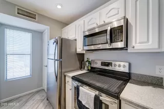 Photo #5: 6998454 Listing 