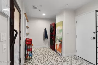 Photo #4: 6998479 Listing 