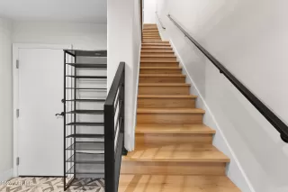 Photo #5: 6998479 Listing 