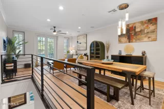 Photo #6: 6998479 Listing 