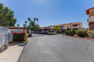 Photo #1: 6998525 Listing 