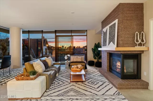 MLS: 6998550 Condo For Sale