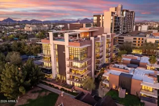 Photo #5: 6998550 Listing 