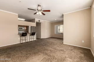 Photo #4: 6998701 Listing