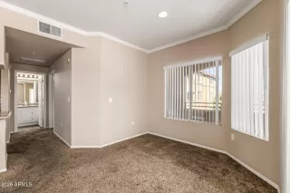 Photo #5: 6998701 Listing