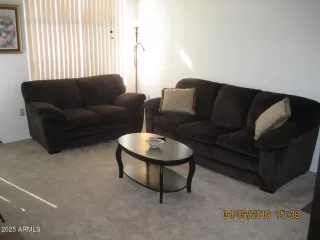 Photo #5: 6998741 Listing