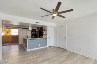 Photo #3: 6998785 Listing 