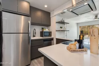 Photo #4: 6998785 Listing 