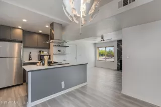 Photo #5: 6998785 Listing 