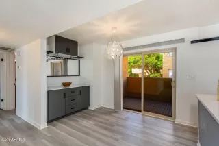 Photo #6: 6998785 Listing 