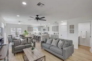 Photo #1: 6998792 Listing 