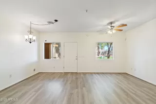 Photo #5: 6998814 Listing