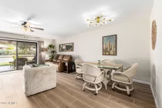 Photo #5: 6998815 Listing