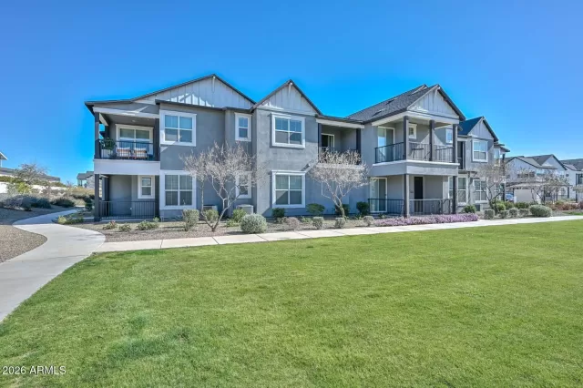 MLS: 6998951 Condo For Sale