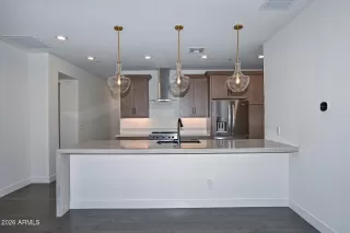 Photo #4: 6998951 Listing 