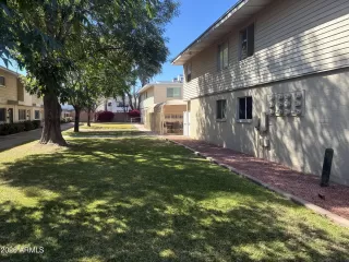 Photo #1: 6999146 Listing 