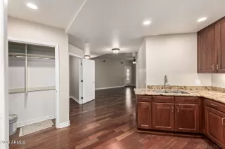 Photo #3: 6999171 Listing 