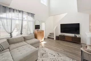 Photo #2: 6999220 Listing