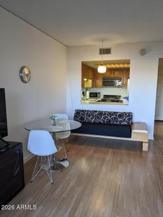 Photo #3: 6999559 Listing 