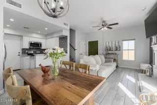 Photo #4: 6999566 Listing 