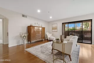 Photo #1: 6999841 Listing 