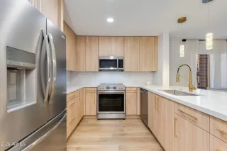 Photo #5: 6999897 Listing 