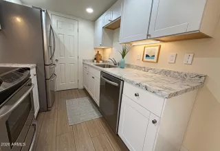 Photo #2: 6999933 Listing 