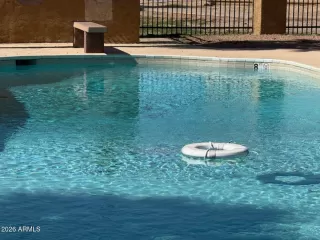 Photo #6: 6999933 Listing 