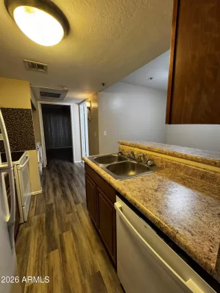 Photo #4: 7000014 Listing 