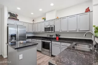 Photo #2: 7000021 Listing 