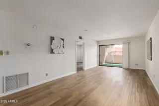 Photo #1: 7000071 Listing 