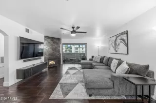 Browse active condo listings in MERIDIAN