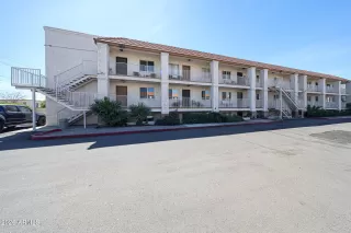 Photo #1: 7000355 Listing 