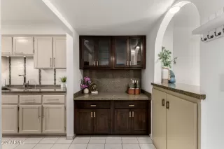 Photo #5: 7000400 Listing 