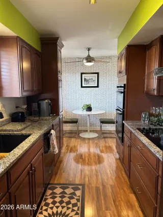 Photo #1: 7000430 Listing 