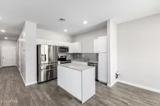 Photo #5: 7000565 Listing 